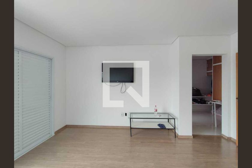 Casa à Venda - Swiss Park, 4 Quartos,  333 m2 em , Campinas - sp | SoloBR