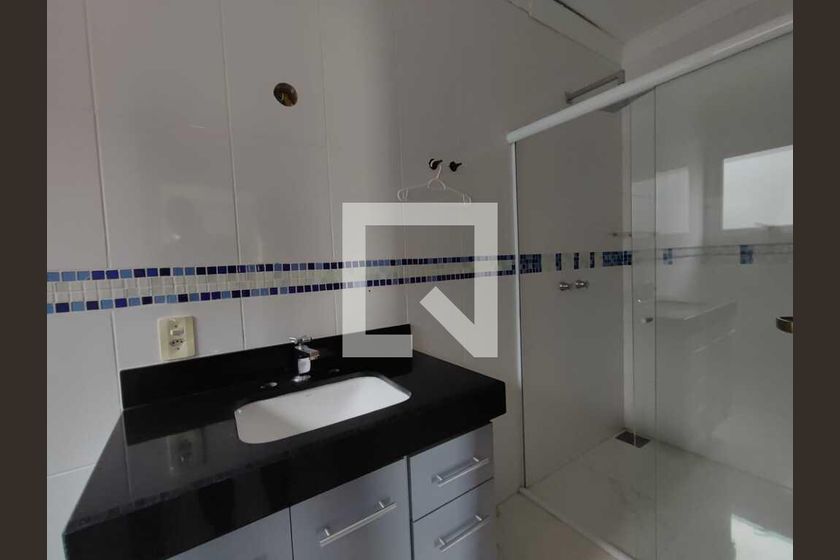 Casa à Venda - Swiss Park, 4 Quartos,  333 m2 em , Campinas - sp | SoloBR