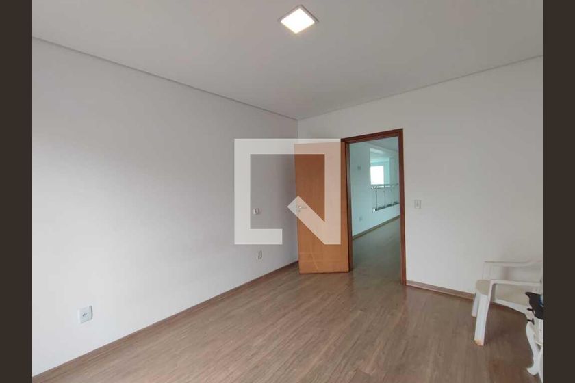 Casa à Venda - Swiss Park, 4 Quartos,  333 m2 em , Campinas - sp | SoloBR