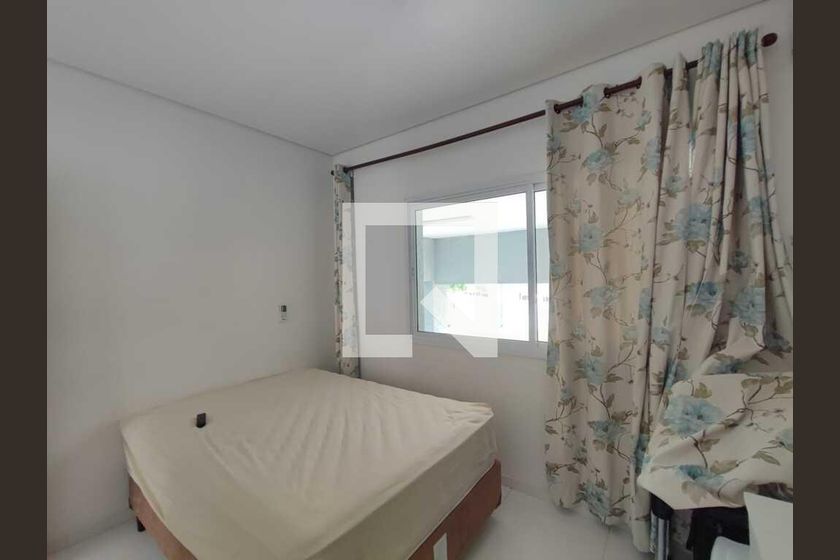 Casa à Venda - Swiss Park, 4 Quartos,  333 m2 em , Campinas - sp | SoloBR