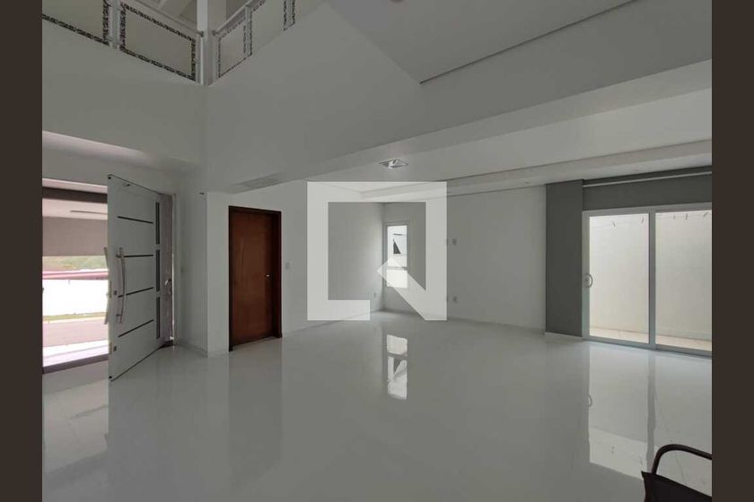 Casa à Venda - Swiss Park, 4 Quartos,  333 m2 em , Campinas - sp | SoloBR