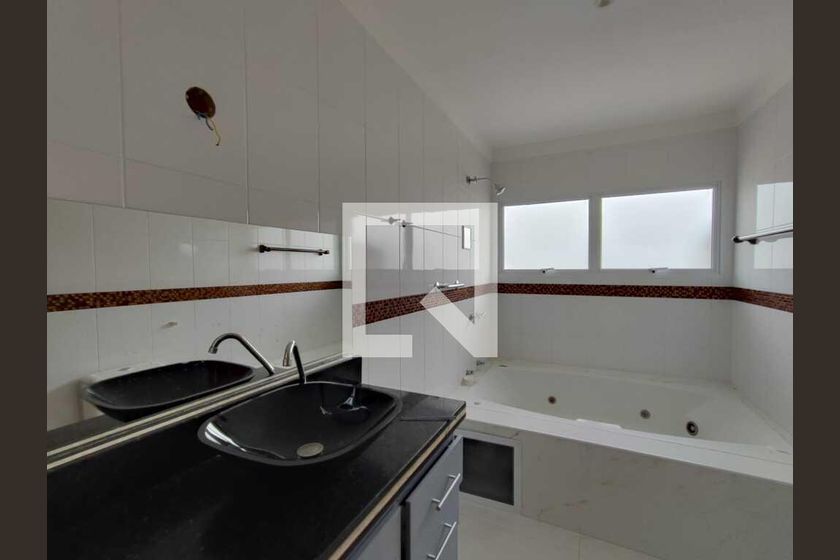 Casa à Venda - Swiss Park, 4 Quartos,  333 m2 em , Campinas - sp | SoloBR