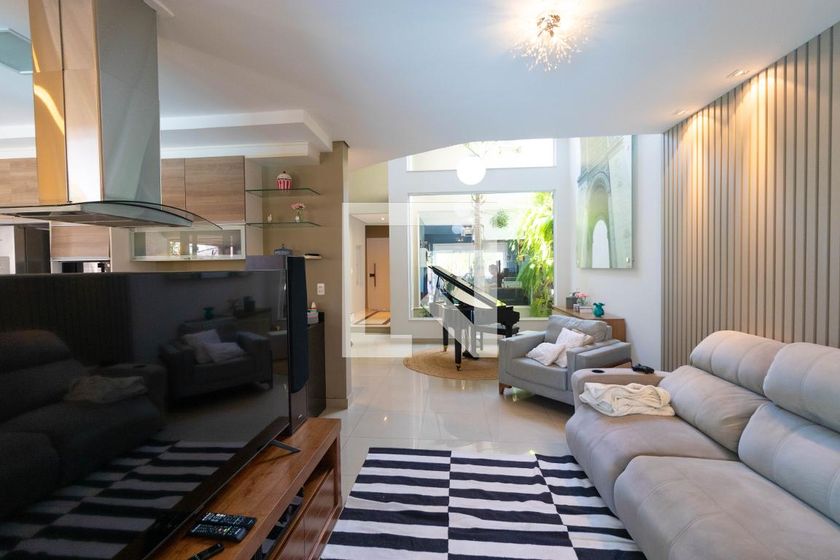 Casa à Venda - Swiss Park, 4 Quartos,  270 m2 em , Campinas - sp | SoloBR