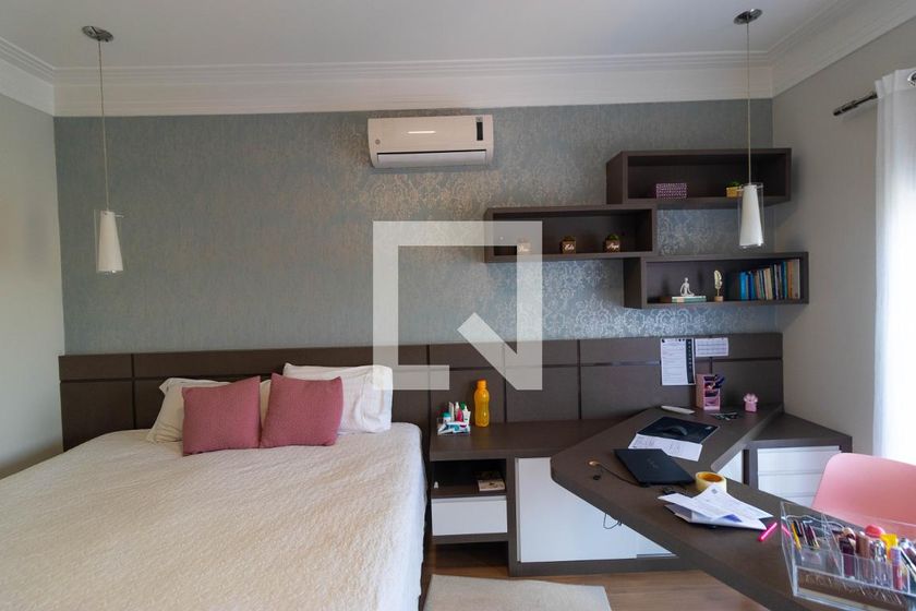 Casa à Venda - Swiss Park, 4 Quartos,  270 m2 em , Campinas - sp | SoloBR