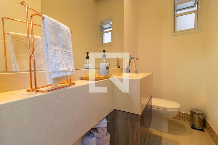Casa à Venda - Swiss Park, 4 Quartos,  270 m2 em , Campinas - sp | SoloBR