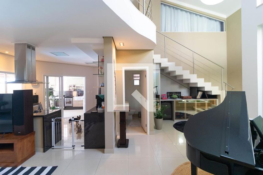Casa à Venda - Swiss Park, 4 Quartos,  270 m2 em , Campinas - sp | SoloBR