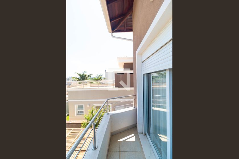 Casa à Venda - Swiss Park, 4 Quartos,  270 m2 em , Campinas - sp | SoloBR