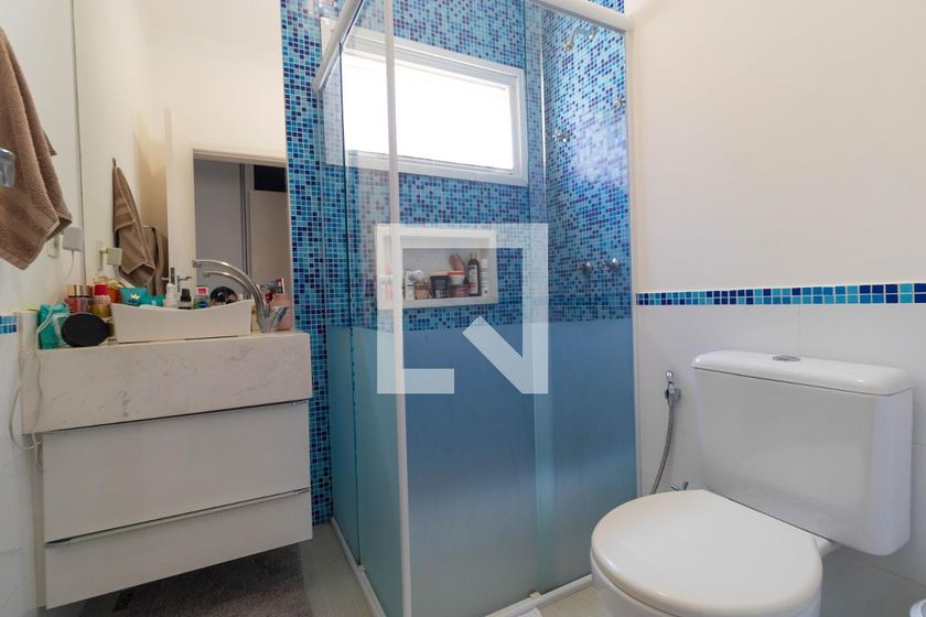 Casa à Venda - Swiss Park, 4 Quartos,  270 m2 em , Campinas - sp | SoloBR