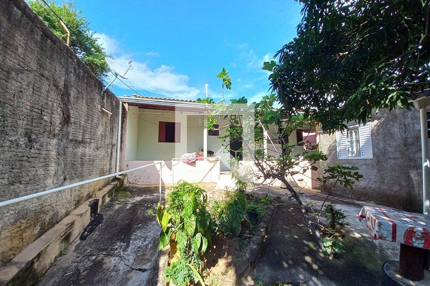 Casa à Venda - Parque Prado, 2 Quartos,  312 m2 em , Campinas - sp | SoloBR