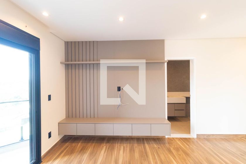 Casa à Venda - Swiss Park, 4 Quartos,  450 m2 em , Campinas - sp | SoloBR