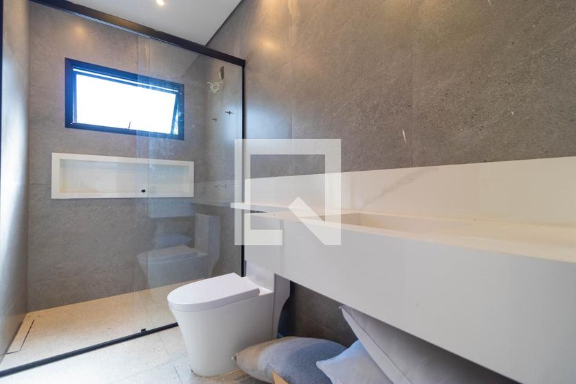 Casa à Venda - Swiss Park, 4 Quartos,  450 m2 em , Campinas - sp | SoloBR