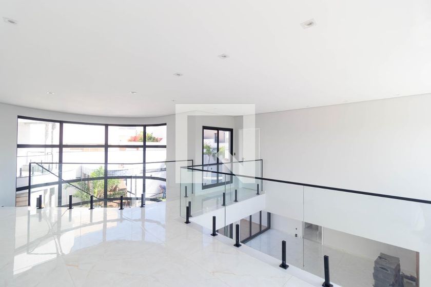 Casa à Venda - Swiss Park, 4 Quartos,  450 m2 em , Campinas - sp | SoloBR