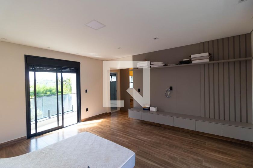 Casa à Venda - Swiss Park, 4 Quartos,  450 m2 em , Campinas - sp | SoloBR