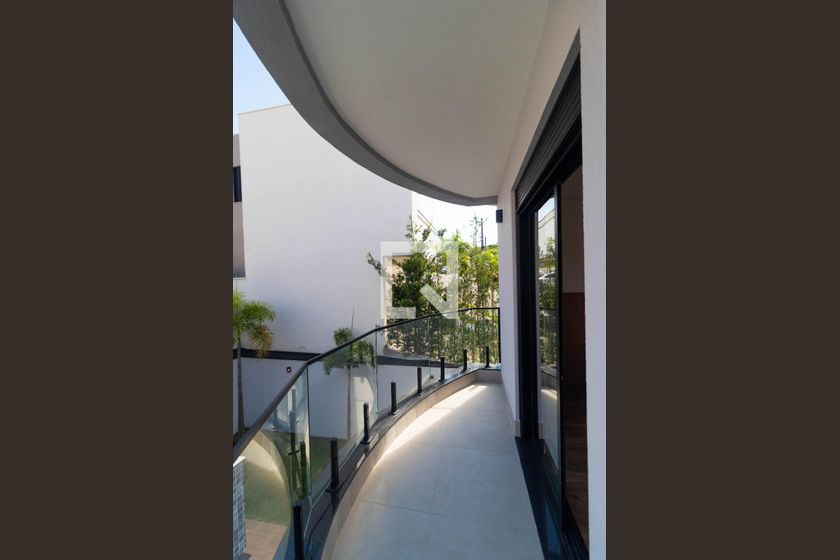 Casa à Venda - Swiss Park, 4 Quartos,  450 m2 em , Campinas - sp | SoloBR