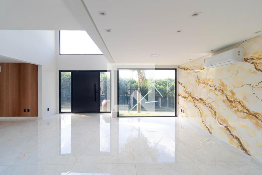 Casa à Venda - Swiss Park, 4 Quartos,  450 m2 em , Campinas - sp | SoloBR