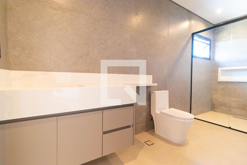 Casa à Venda - Swiss Park, 4 Quartos,  450 m2 em , Campinas - sp | SoloBR