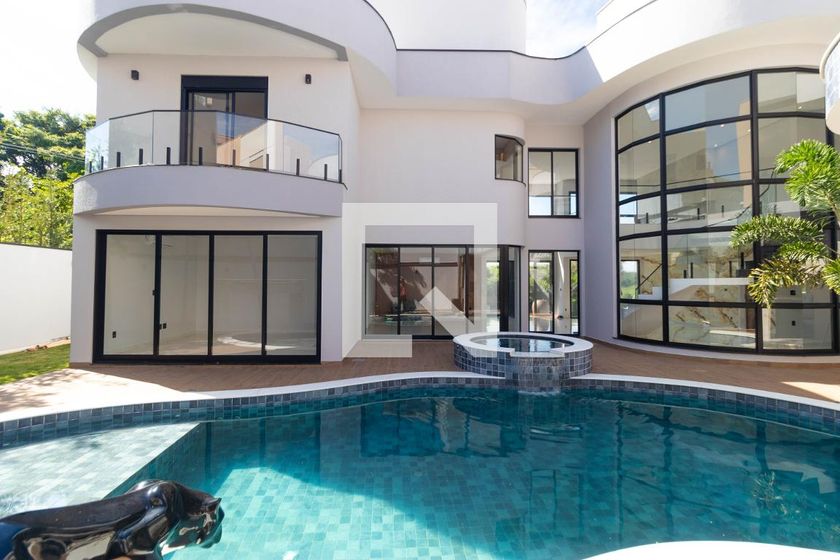 Casa à Venda - Swiss Park, 4 Quartos,  450 m2 em , Campinas - sp | SoloBR