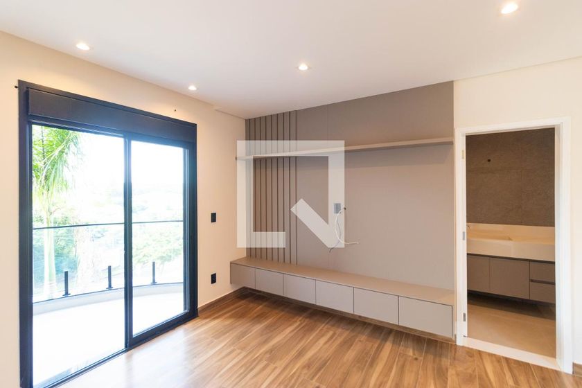 Casa à Venda - Swiss Park, 4 Quartos,  450 m2 em , Campinas - sp | SoloBR