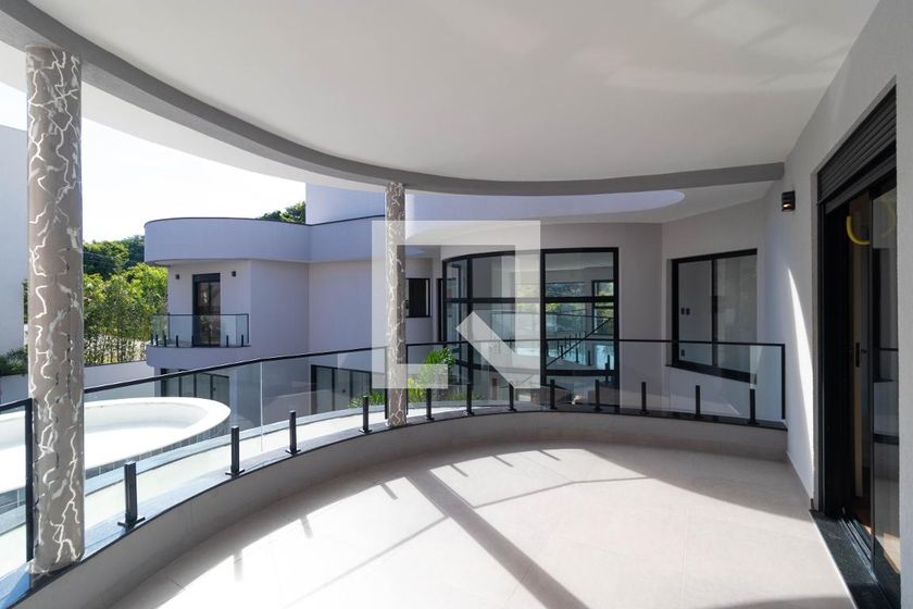 Casa à Venda - Swiss Park, 4 Quartos,  450 m2 em , Campinas - sp | SoloBR