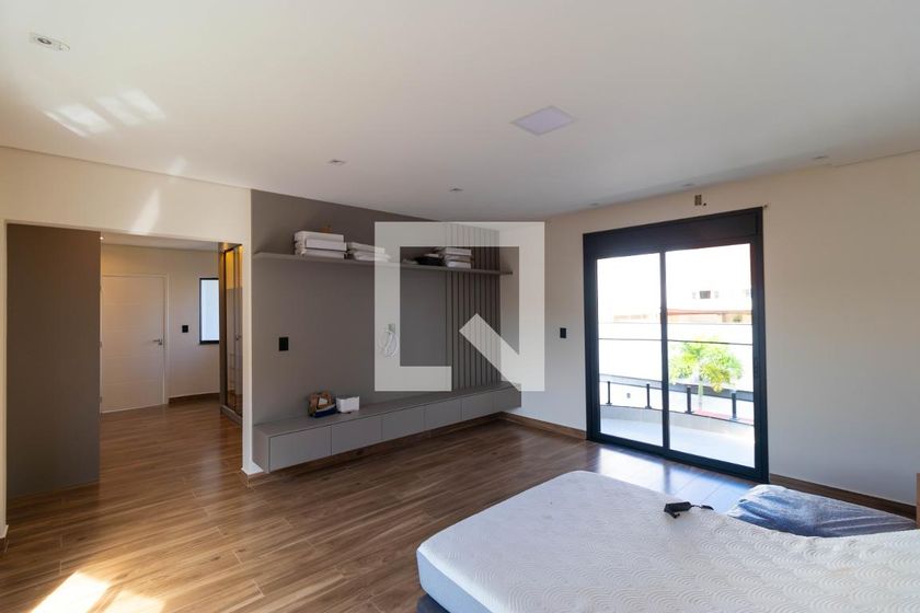 Casa à Venda - Swiss Park, 4 Quartos,  450 m2 em , Campinas - sp | SoloBR