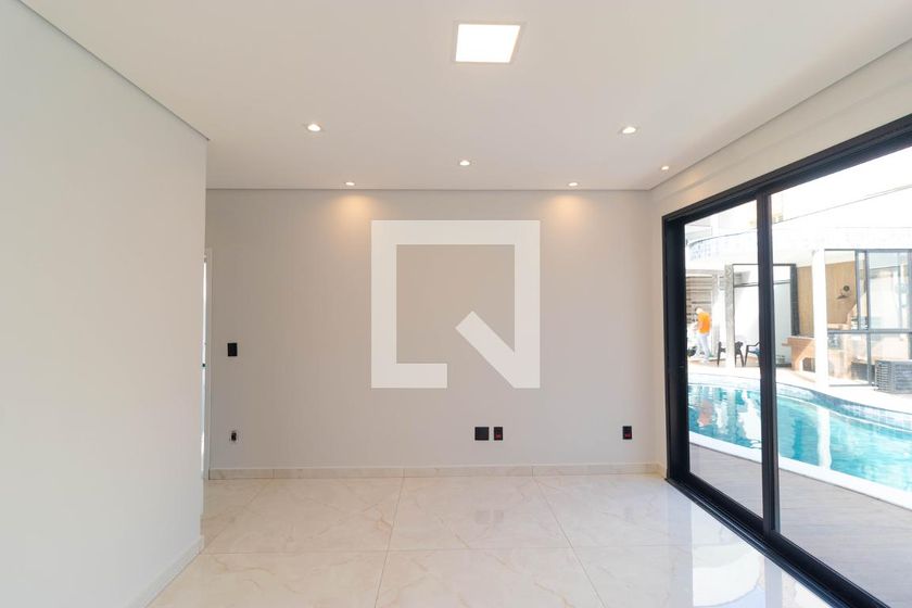 Casa à Venda - Swiss Park, 4 Quartos,  450 m2 em , Campinas - sp | SoloBR