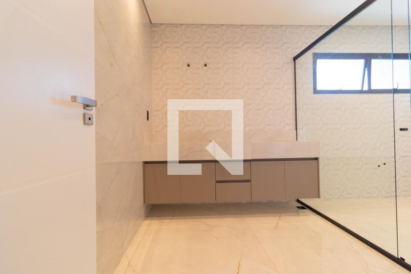 Casa à Venda - Swiss Park, 4 Quartos,  450 m2 em , Campinas - sp | SoloBR
