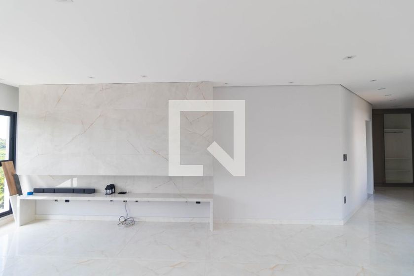 Casa à Venda - Swiss Park, 4 Quartos,  450 m2 em , Campinas - sp | SoloBR