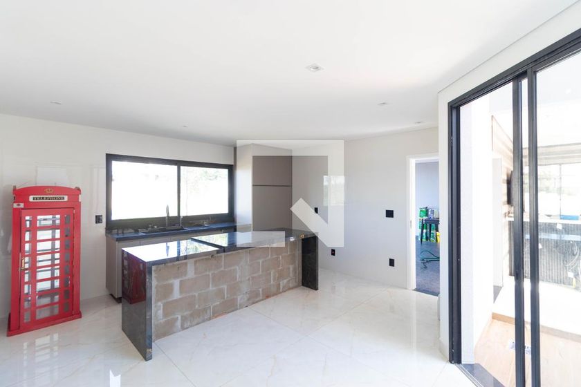 Casa à Venda - Swiss Park, 4 Quartos,  450 m2 em , Campinas - sp | SoloBR