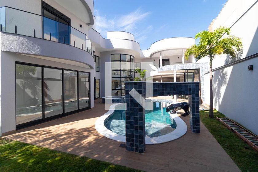 Casa à Venda - Swiss Park, 4 Quartos,  450 m2 em , Campinas - sp | SoloBR