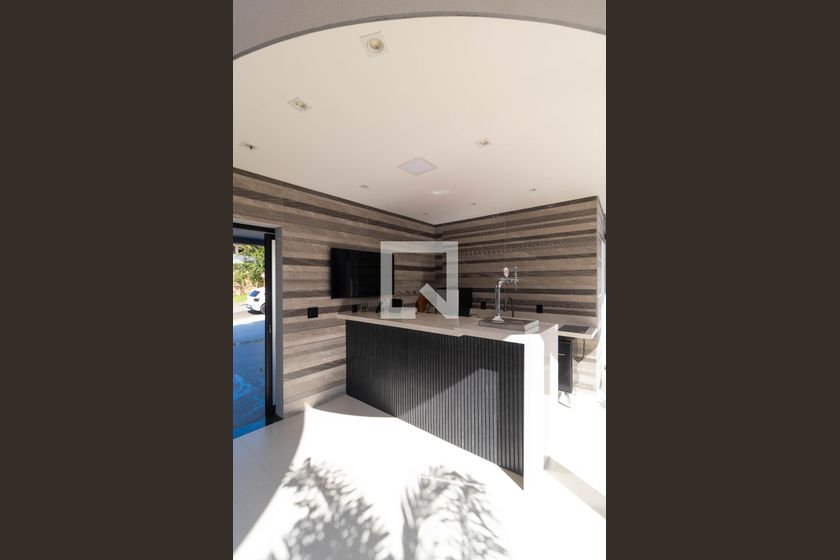 Casa à Venda - Swiss Park, 4 Quartos,  450 m2 em , Campinas - sp | SoloBR