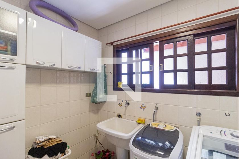 Casa, 3 quartos, 245 m² - Foto 67