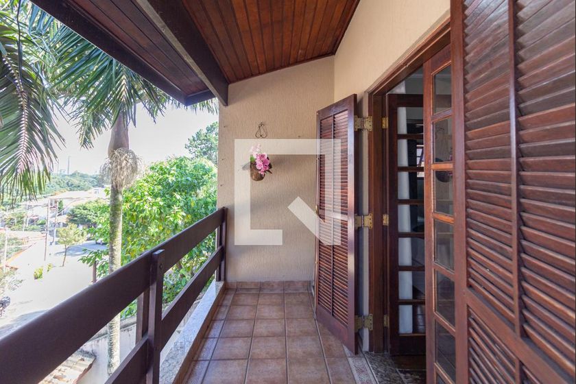 Casa, 3 quartos, 245 m² - Foto 43