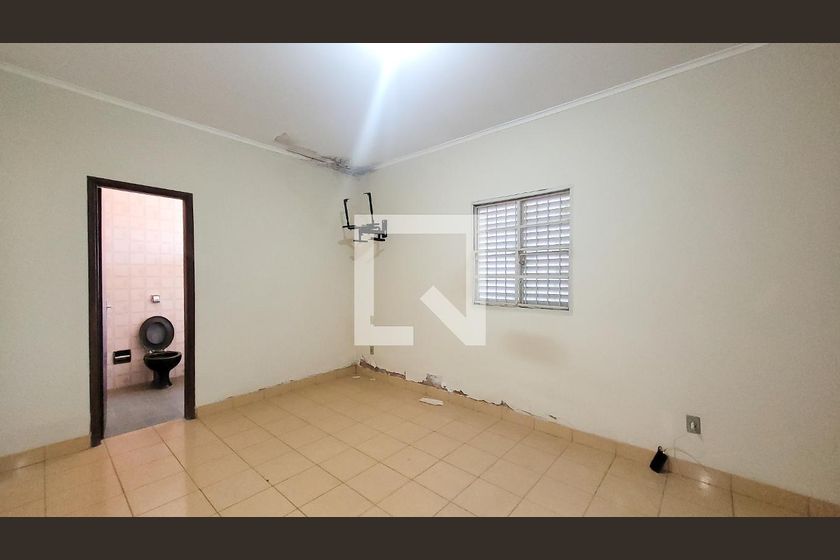 Casa à Venda - Jardim Chapadão, 4 Quartos,  256 m2 em , Campinas - sp | SoloBR