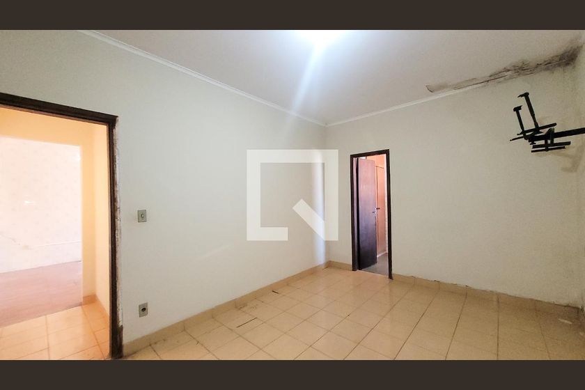 Casa à Venda - Jardim Chapadão, 4 Quartos,  256 m2 em , Campinas - sp | SoloBR