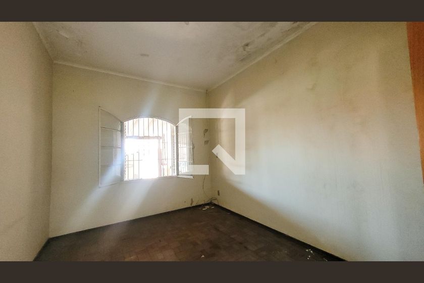 Casa à Venda - Jardim Chapadão, 4 Quartos,  256 m2 em , Campinas - sp | SoloBR