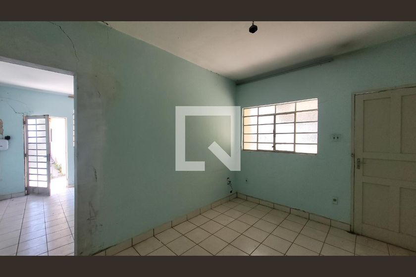Casa à Venda - Jardim Chapadão, 4 Quartos,  256 m2 em , Campinas - sp | SoloBR