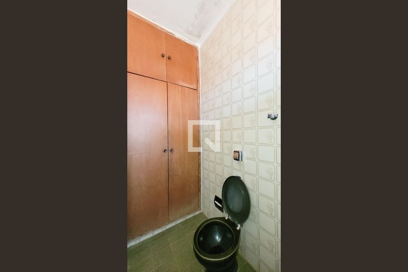 Casa à Venda - Jardim Chapadão, 4 Quartos,  256 m2 em , Campinas - sp | SoloBR