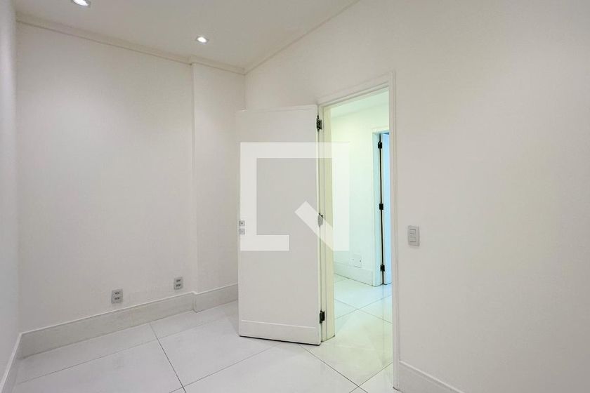 Apartamento, 4 quartos, 240 m² - Foto 29