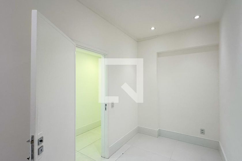 Apartamento, 4 quartos, 240 m² - Foto 31