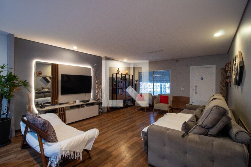 Casa, 3 quartos, 200 m² - Foto 1