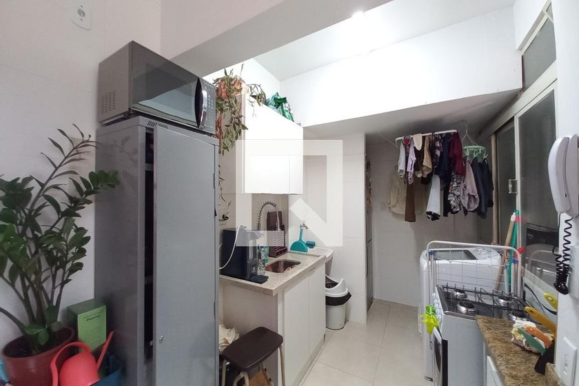 Apartamento à Venda - Cambuí, 1 Quarto,  60 m2 em , Campinas - sp | SoloBR