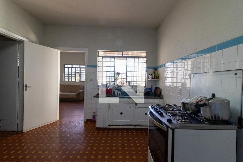 Casa à Venda - Taquaral, 2 Quartos,  300 m2 em , Campinas - sp | SoloBR