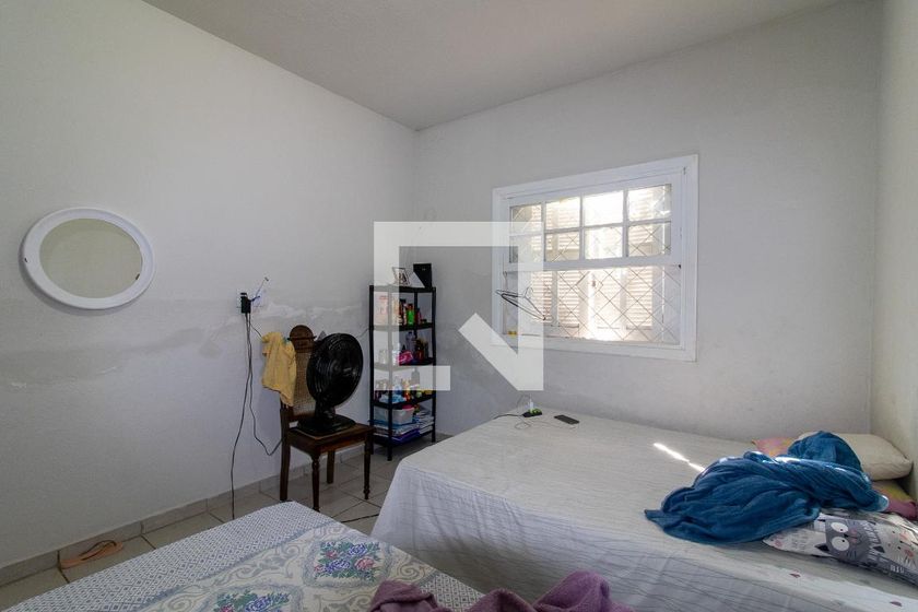 Casa à Venda - Taquaral, 2 Quartos,  300 m2 em , Campinas - sp | SoloBR