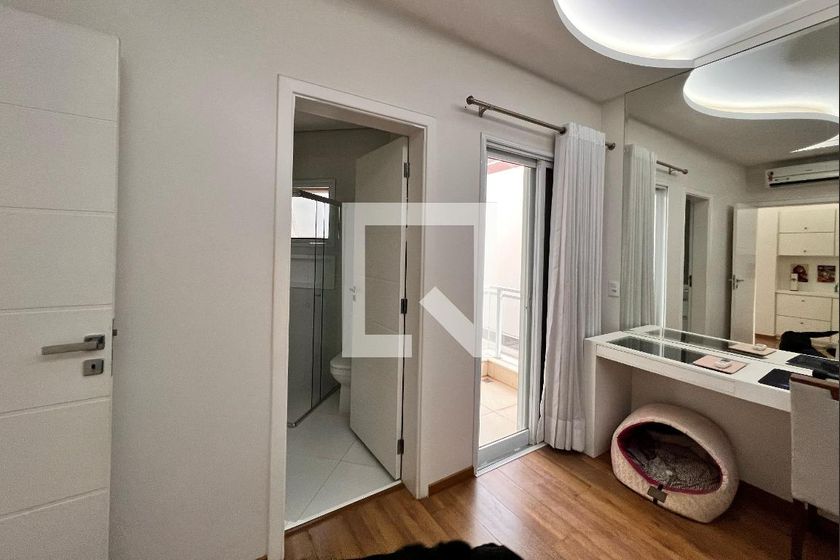 Casa à Venda - Swiss Park, 3 Quartos,  250 m2 em , Campinas - sp | SoloBR