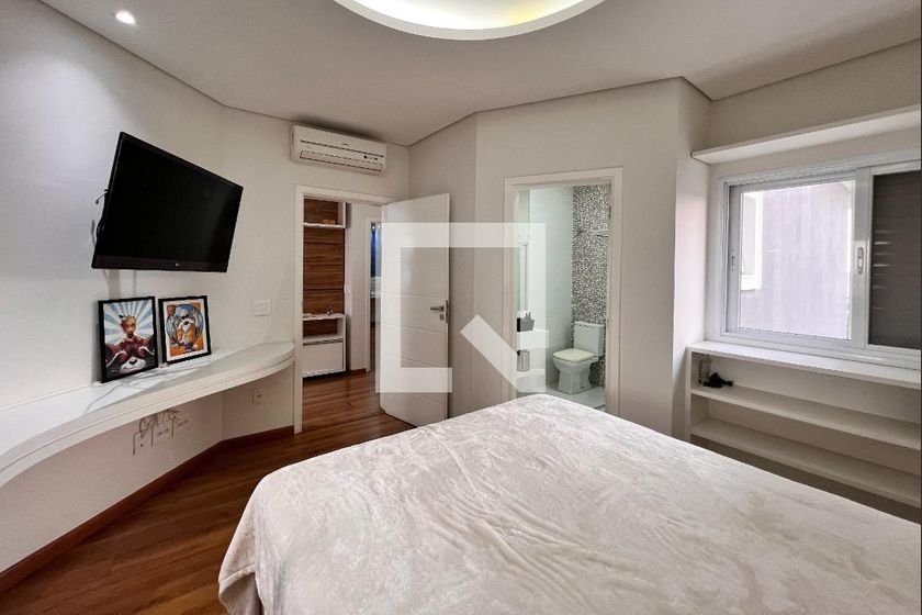 Casa à Venda - Swiss Park, 3 Quartos,  250 m2 em , Campinas - sp | SoloBR