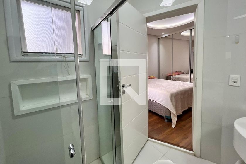 Casa à Venda - Swiss Park, 3 Quartos,  250 m2 em , Campinas - sp | SoloBR