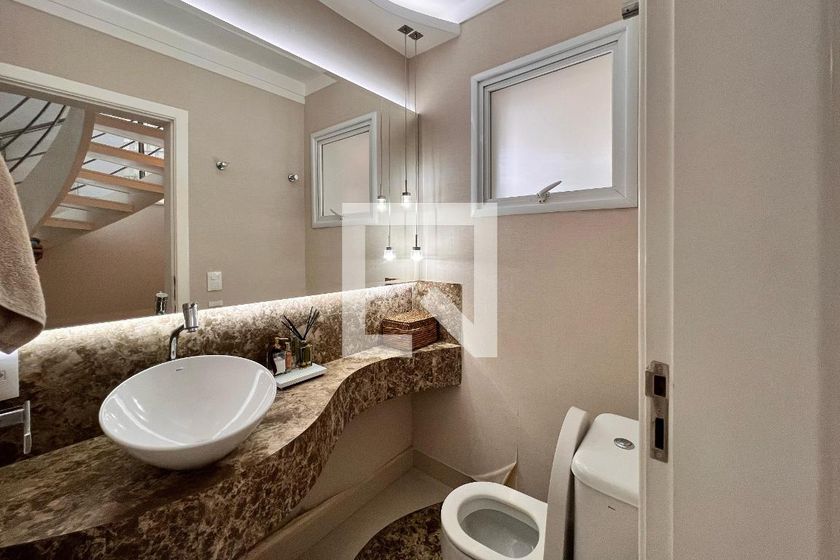 Casa à Venda - Swiss Park, 3 Quartos,  250 m2 em , Campinas - sp | SoloBR