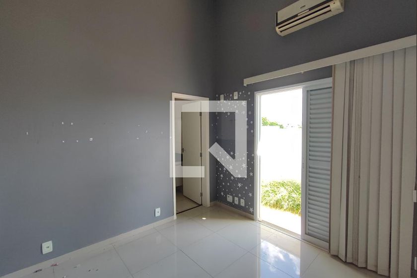 Casa à Venda - Swiss Park, 3 Quartos,  200 m2 em , Campinas - sp | SoloBR