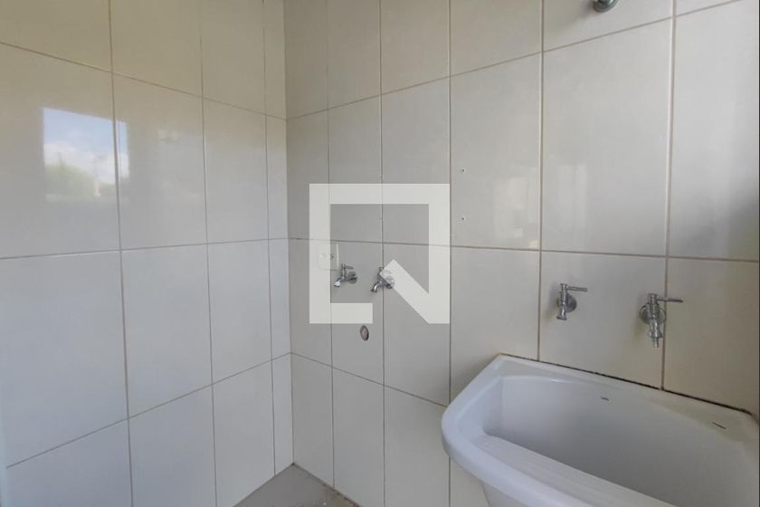 Casa à Venda - Swiss Park, 3 Quartos,  200 m2 em , Campinas - sp | SoloBR