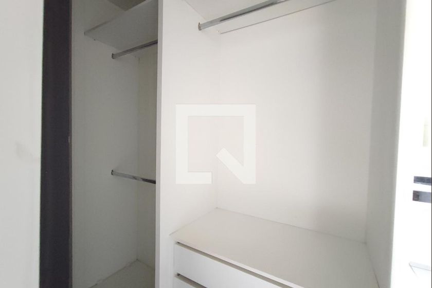 Casa à Venda - Swiss Park, 3 Quartos,  200 m2 em , Campinas - sp | SoloBR